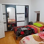 Bujtina Alia 招待所