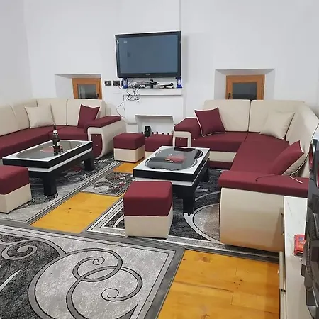 بيت ضيافة Bujtina Alia