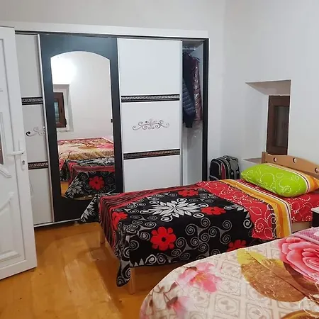 Bujtina Alia Гостевой дом