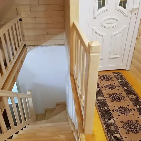 Bujtina Alia Penzion Vrana